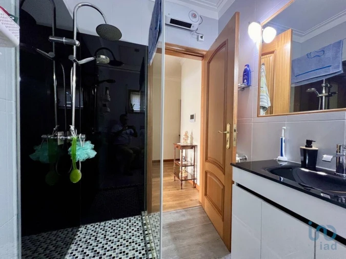 Moradia T3 para Venda em Nogueira e Silva Escura Foto 7