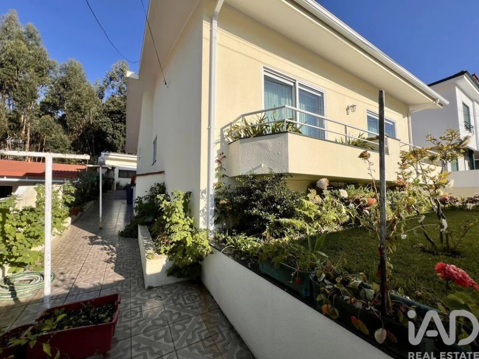 Moradia T3 para Venda em Nogueira e Silva Escura Foto 29