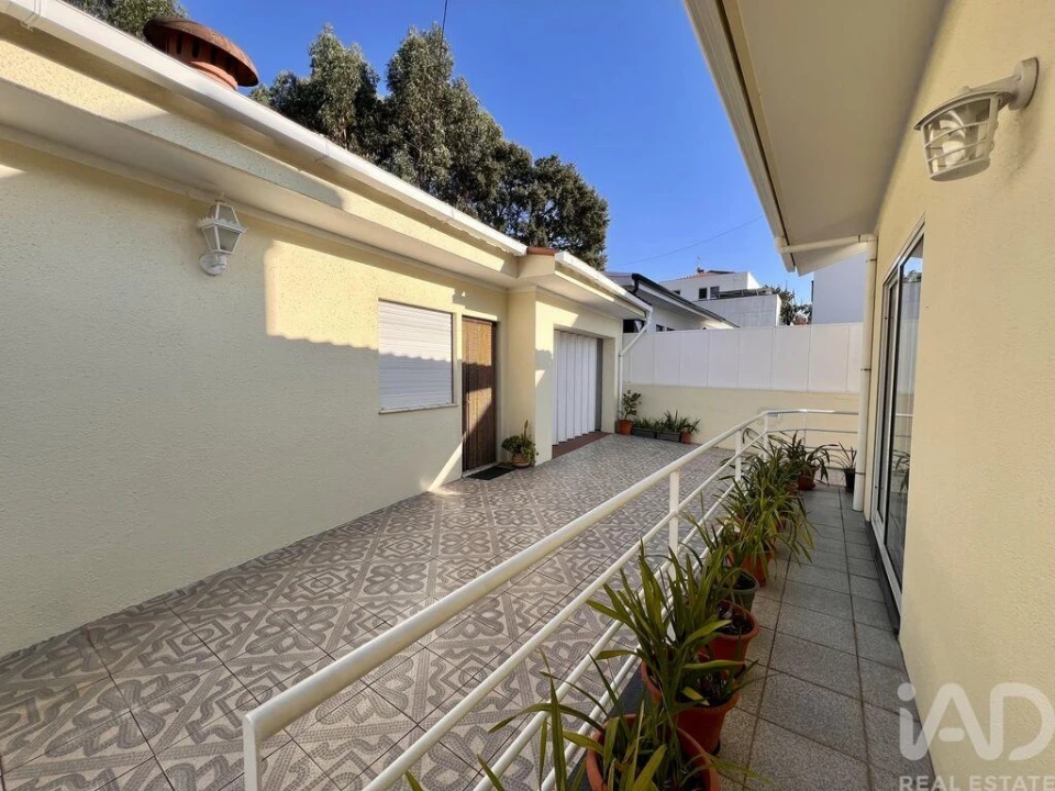 Moradia T3 para Venda em Nogueira e Silva Escura Foto 20