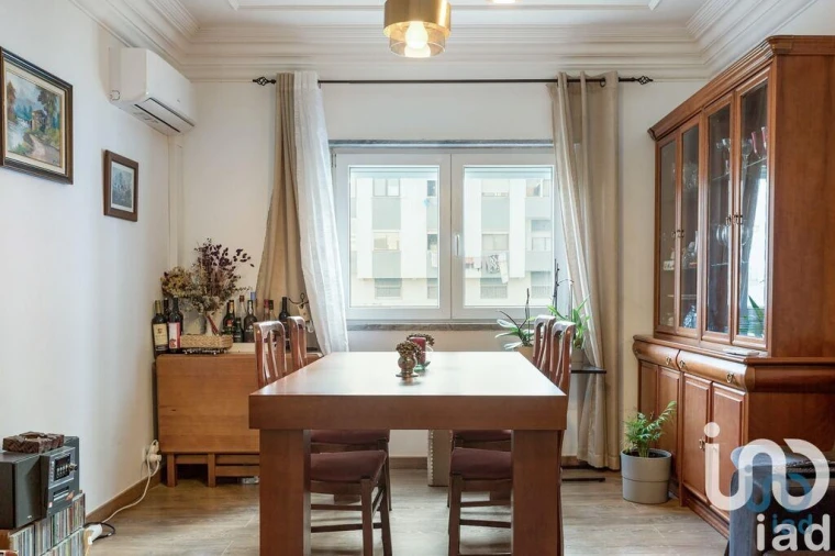 Apartamento T3 para Venda em Seixal, Arrentela e Aldeia de Paio Pires Foto 3