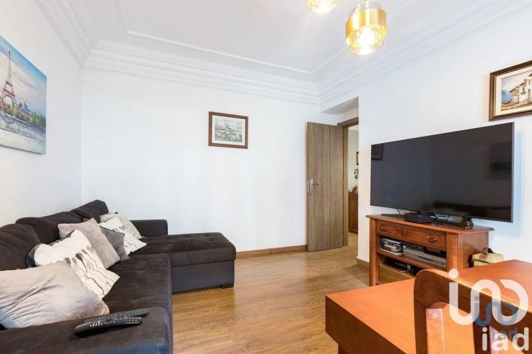 Apartamento T3 para Venda em Seixal, Arrentela e Aldeia de Paio Pires Foto 6