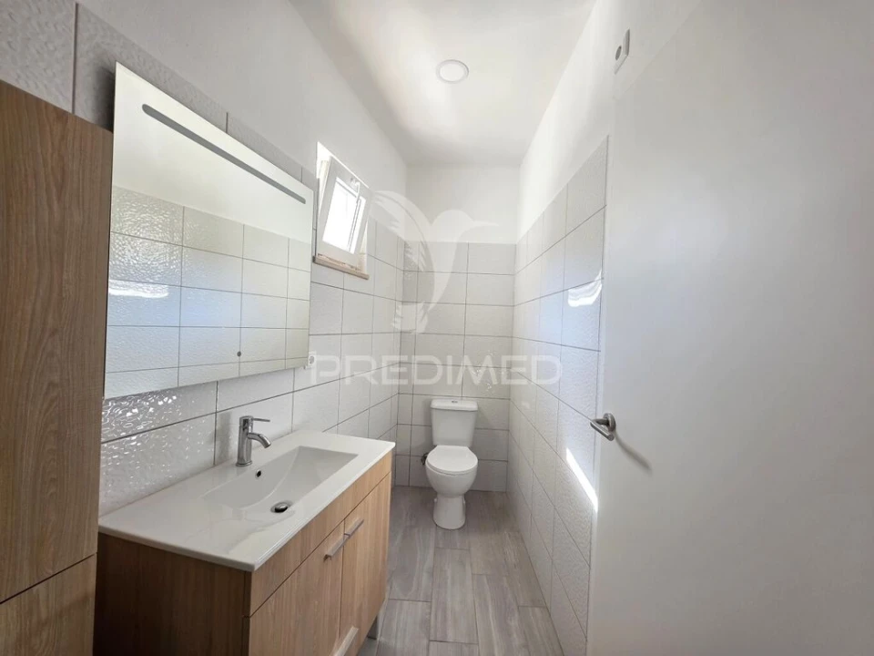 Moradia T2 para Venda em São João Baptista e Santa Maria dos Olivais Foto 9