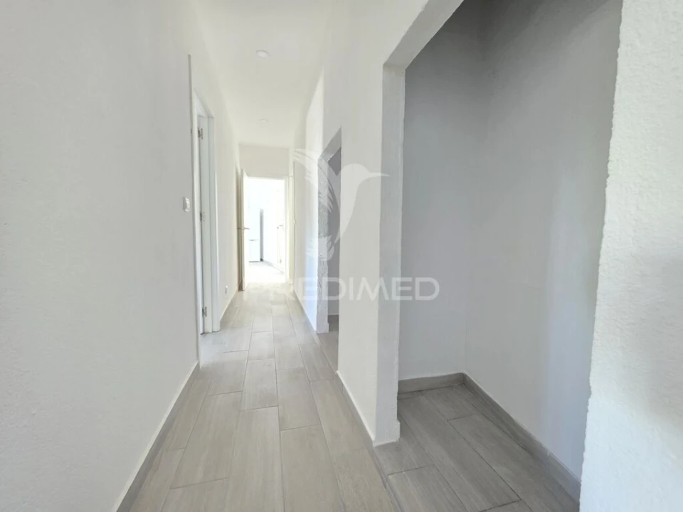 Moradia T2 para Venda em São João Baptista e Santa Maria dos Olivais Foto 14