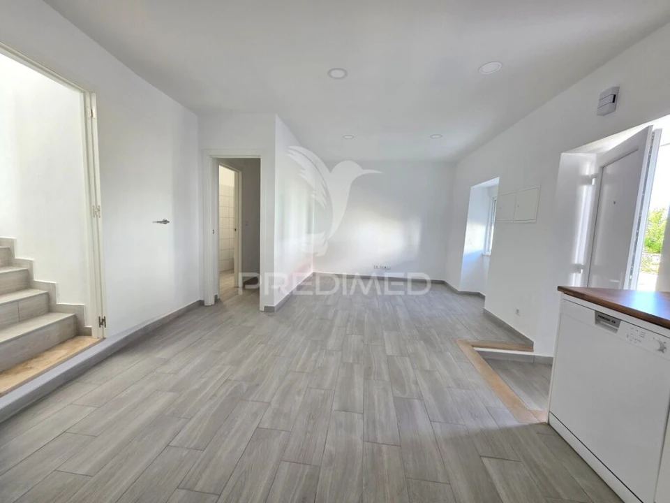 Moradia T2 para Venda em São João Baptista e Santa Maria dos Olivais Foto 6