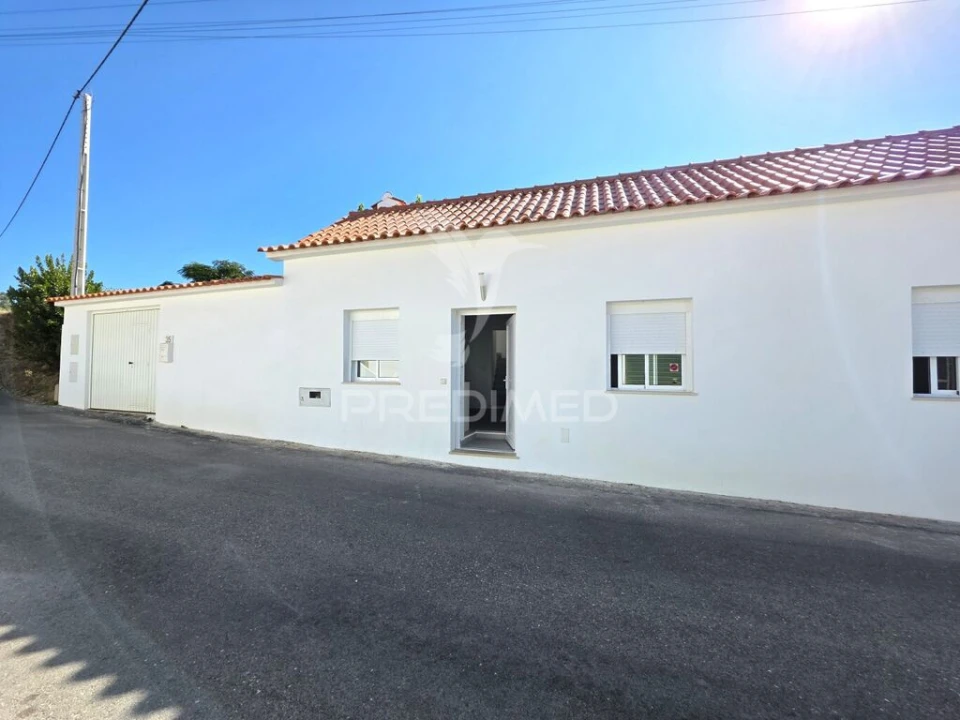 Moradia T2 para Venda em São João Baptista e Santa Maria dos Olivais Foto 2