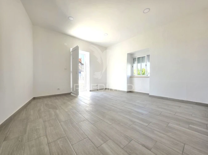 Moradia T2 para Venda em São João Baptista e Santa Maria dos Olivais Foto 16