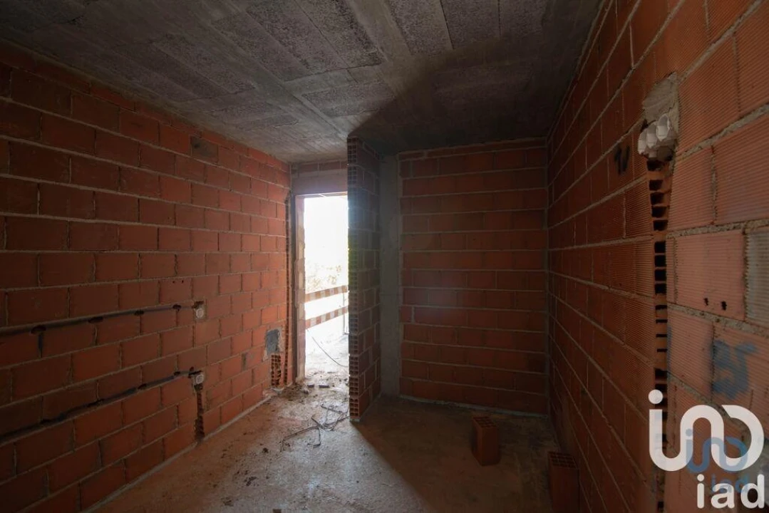 Apartamento T2 para Venda em Leiria, Pousos, Barreira e Cortes Foto 9