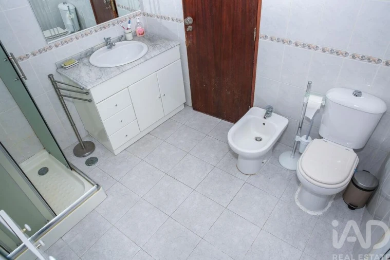 Moradia T3 para Venda em Abrigada e Cabanas de Torres Foto 19