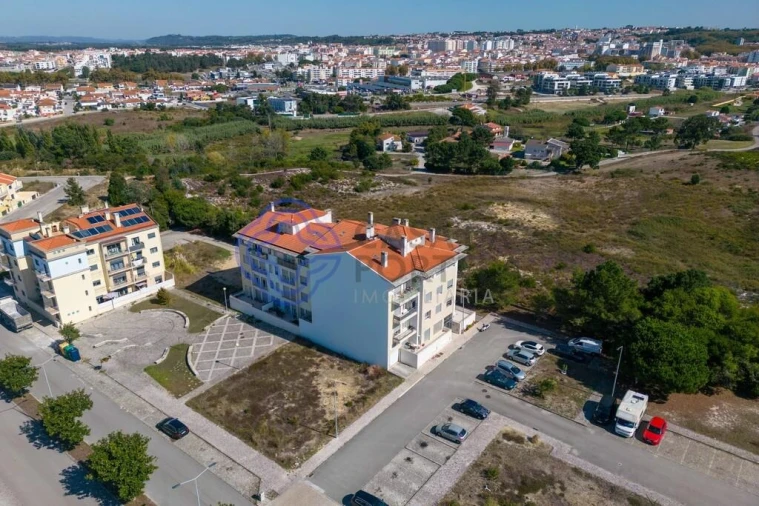 Apartamento T3 para Venda em Nossa Senhora do Pópulo, Coto e São Gregório Foto 1