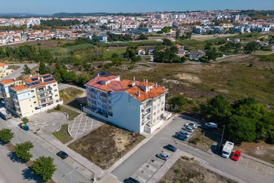 Apartamento T3 para Venda em Nossa Senhora do Pópulo, Coto e São Gregório Foto 1