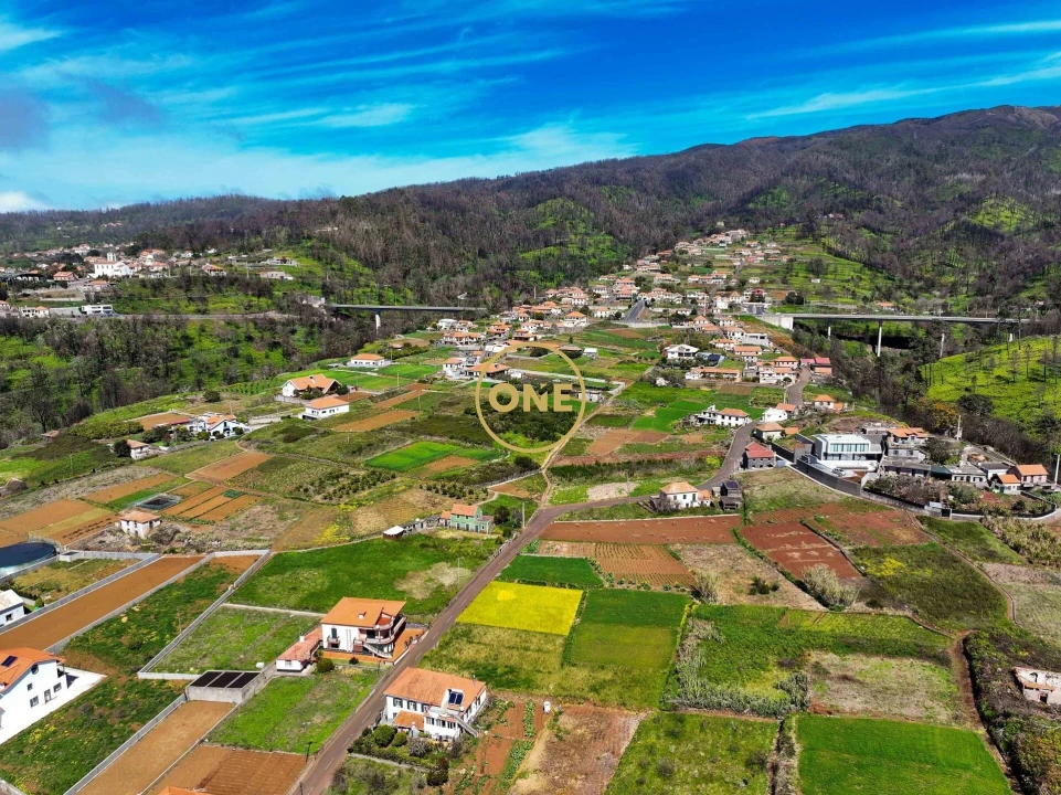 Terreno para Venda em Fajã da Ovelha Foto 4