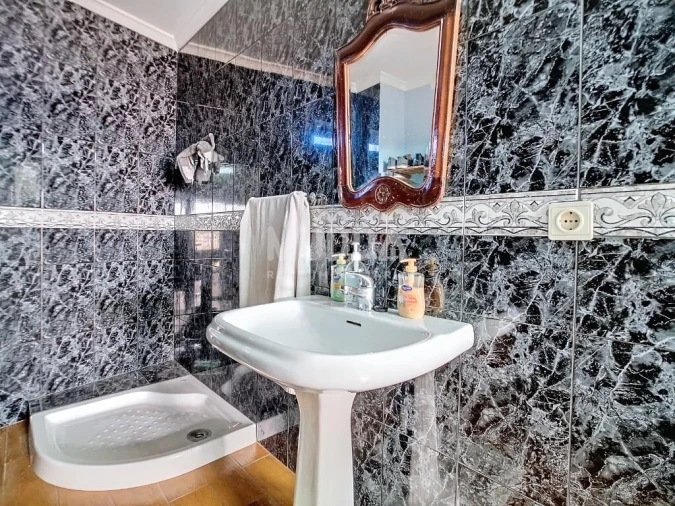 Moradia T4 para Venda em Curalha Foto 15