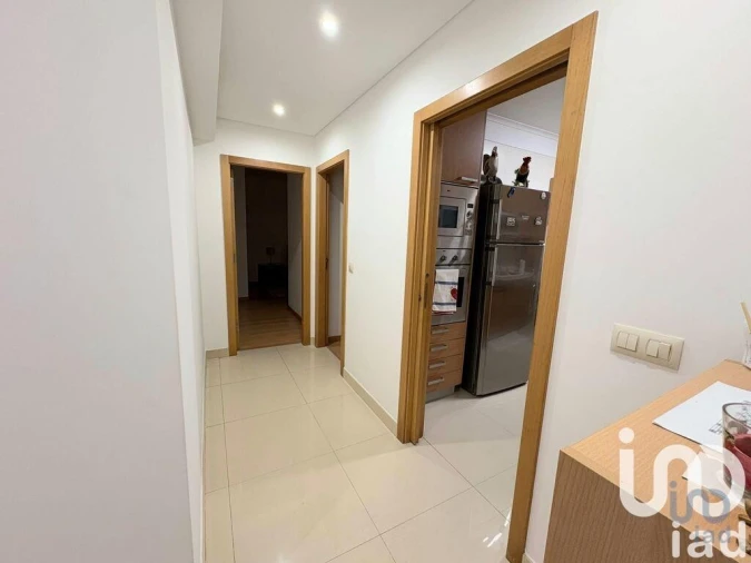 Apartamento T2 para Venda em Agualva e Mira-Sintra Foto 10