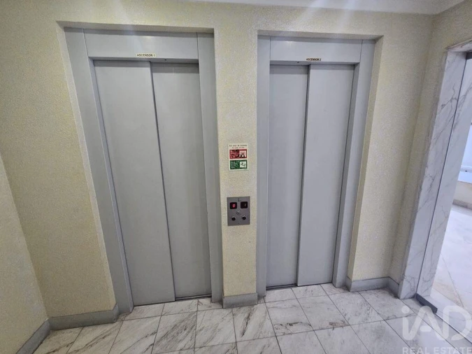 Apartamento T2 para Venda em Agualva e Mira-Sintra Foto 20