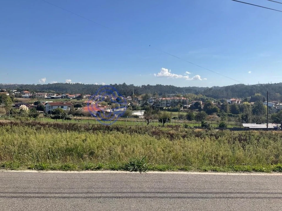 Terreno para Venda em Fornos Foto 4