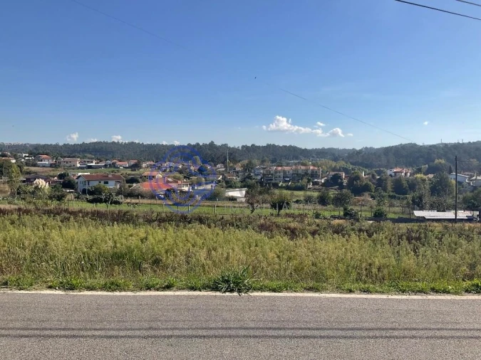 Terreno para Venda em Fornos Foto 4