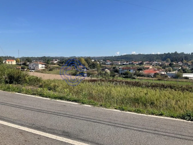 Terreno para Venda em Fornos Foto 3