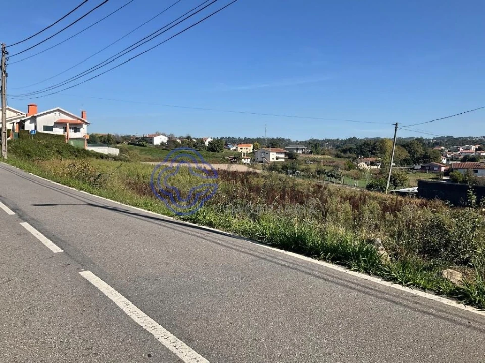 Terreno para Venda em Fornos Foto 10