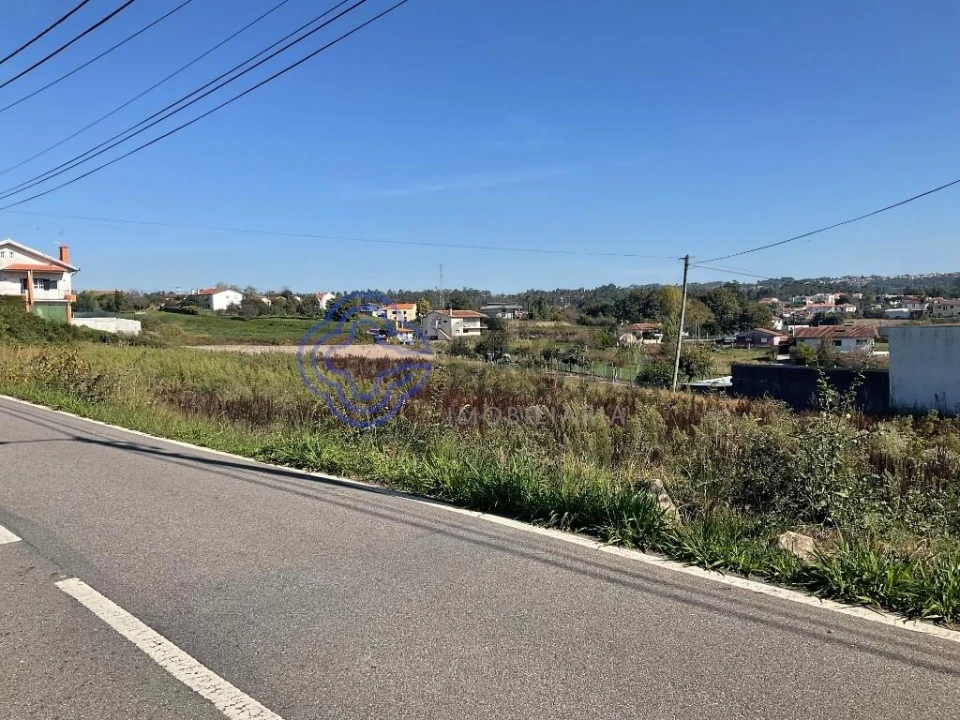 Terreno para Venda em Fornos Foto 9