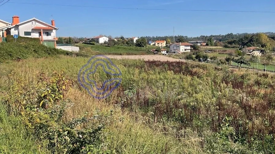 Terreno para Venda em Fornos