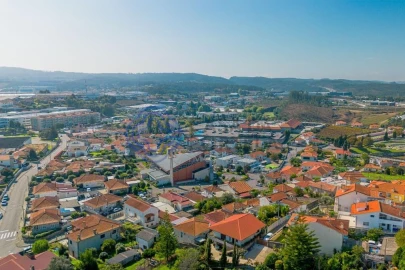 Moradia T3 para Venda em Santo Tirso, Couto (Santa Cristina e São Miguel) e Burgães