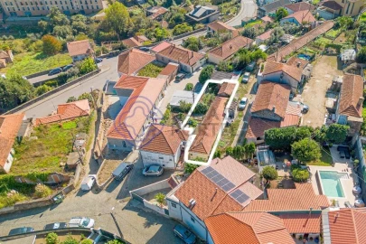 Moradia T3 para Venda em Santo Tirso, Couto (Santa Cristina e São Miguel) e Burgães