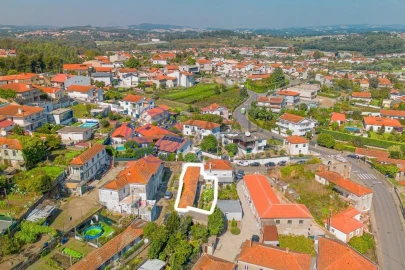Moradia T3 para Venda em Santo Tirso, Couto (Santa Cristina e São Miguel) e Burgães