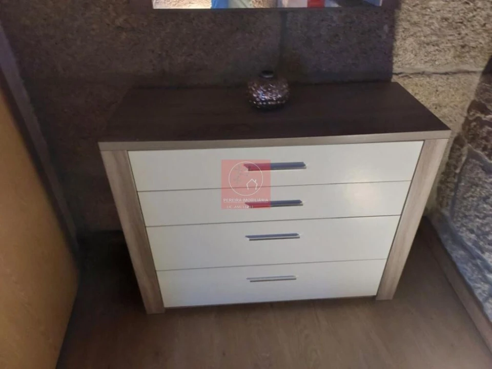 Moradia T1 para Venda em Lindoso Foto 3