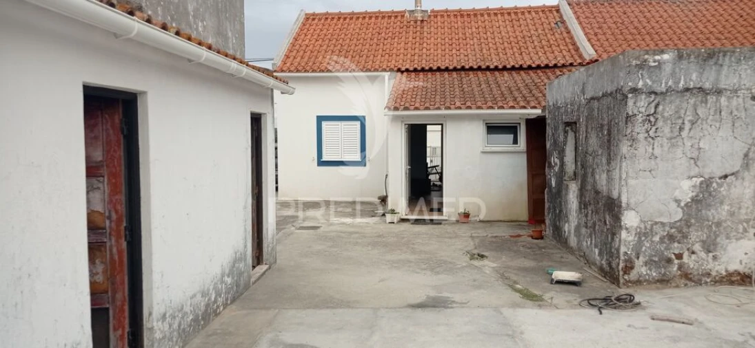 Moradia T1 para Venda em Couço Foto 16