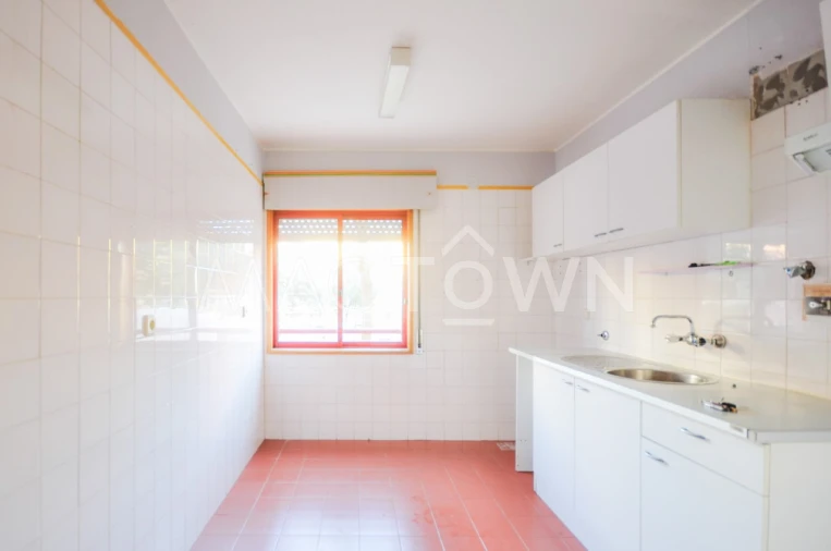 Apartamento T1 para Venda em Marvila Foto 2