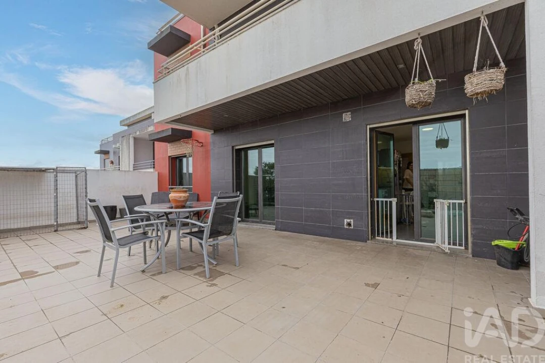 Apartamento T3 para Venda em São Pedro da Cadeira Foto 26