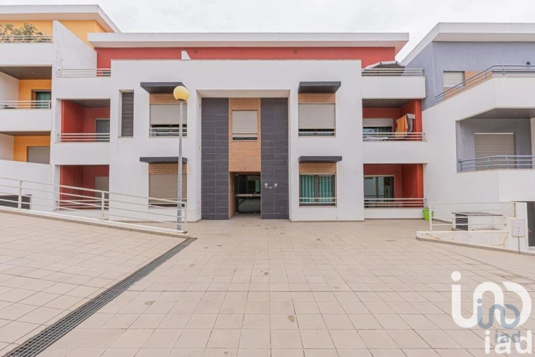 Apartamento T3 para Venda em São Pedro da Cadeira Foto 2