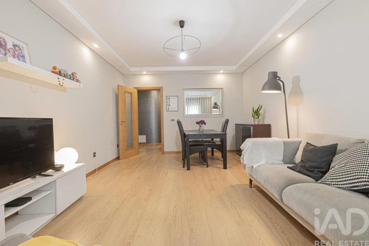 Apartamento T3 para Venda em São Pedro da Cadeira Foto 22