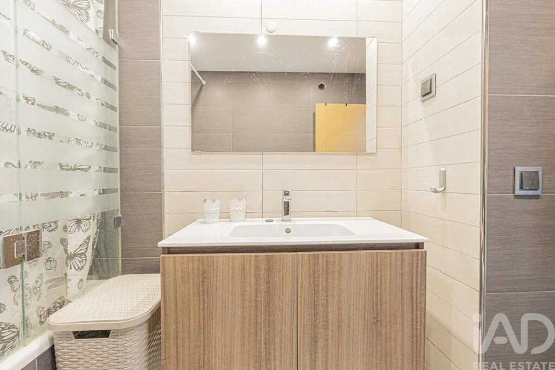 Apartamento T3 para Venda em São Pedro da Cadeira Foto 19