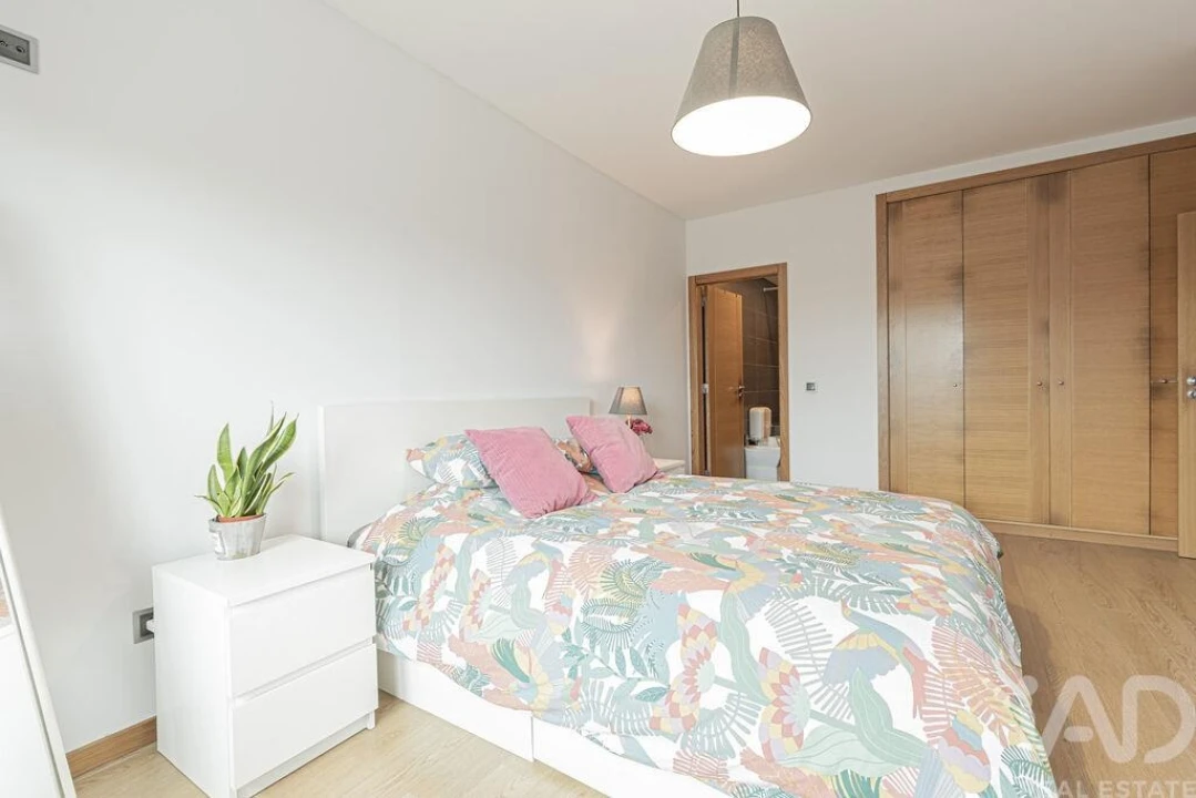 Apartamento T3 para Venda em São Pedro da Cadeira Foto 18