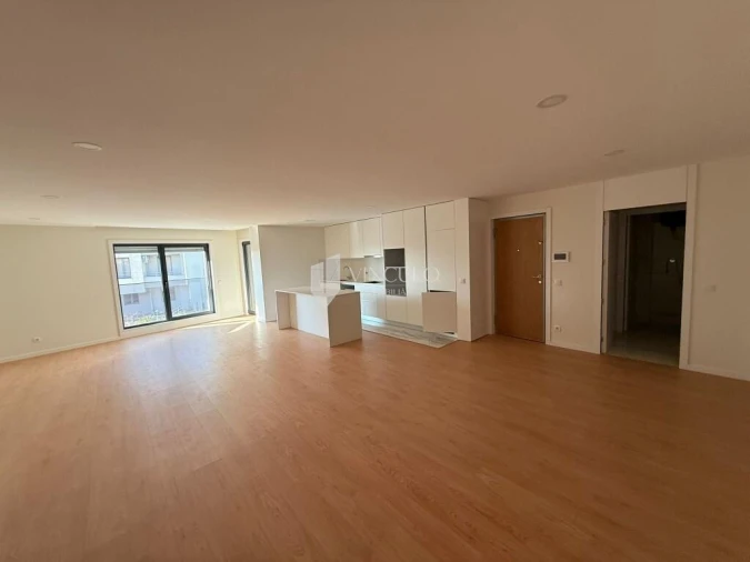 Apartamento T1 para Venda em Braga (Maximinos, Sé e Cividade) Foto 2