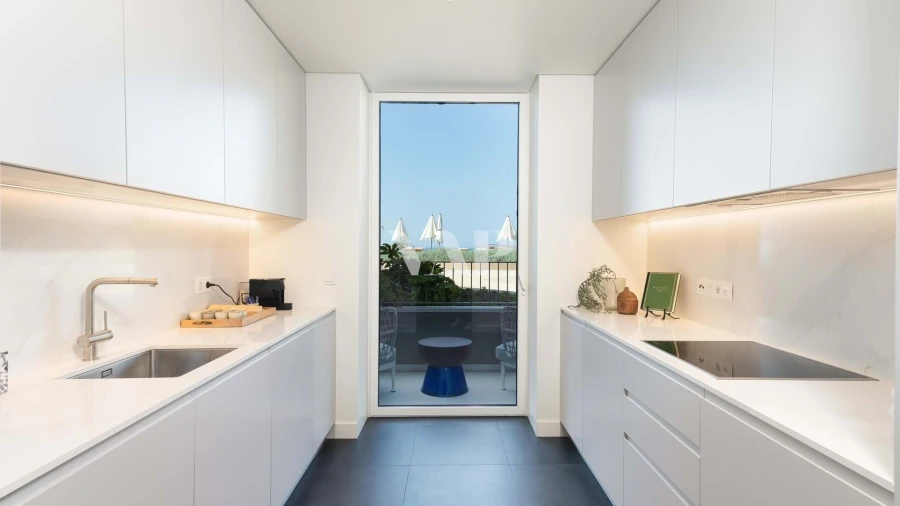 Apartamento T2 para Venda em Quarteira Foto 17