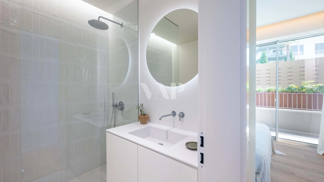 Apartamento T2 para Venda em Quarteira Foto 27