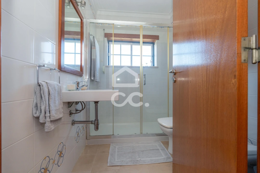 Moradia T4 para Venda em Eiras e São Paulo de Frades Foto 20