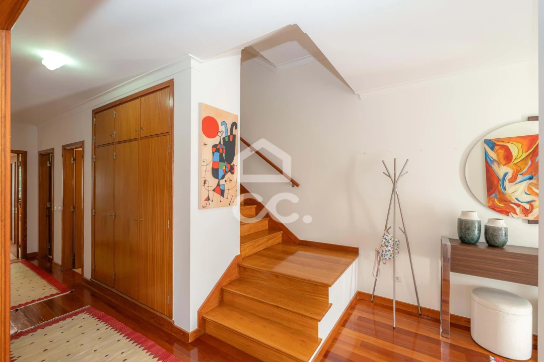 Moradia T4 para Venda em Eiras e São Paulo de Frades Foto 13