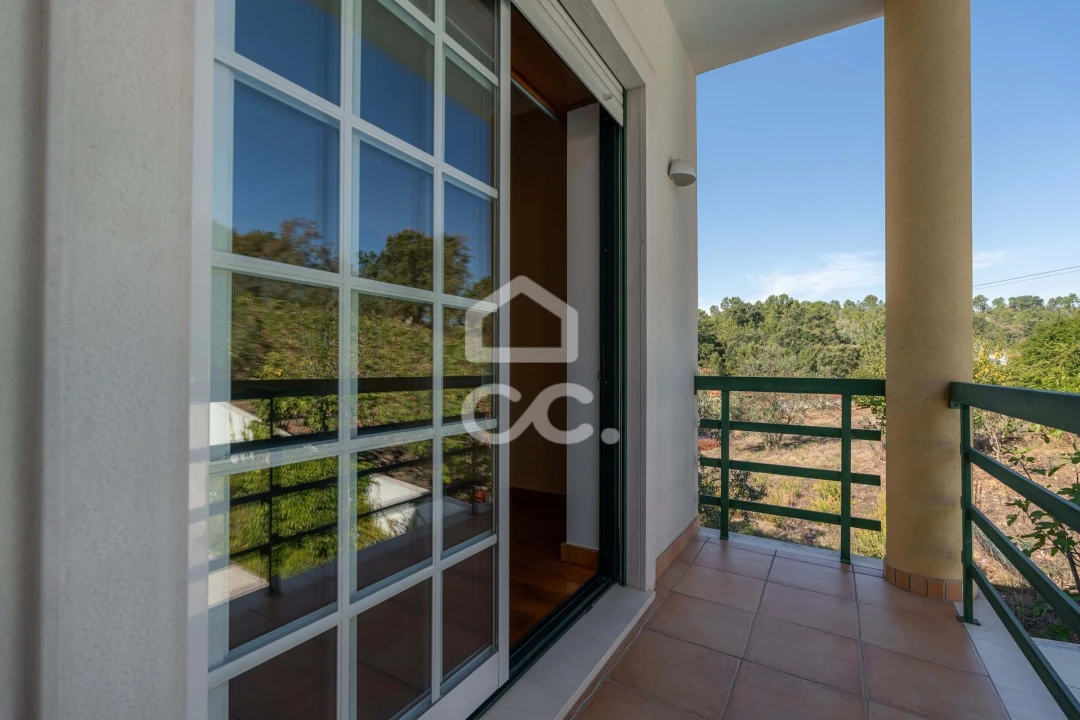 Moradia T4 para Venda em Eiras e São Paulo de Frades Foto 48