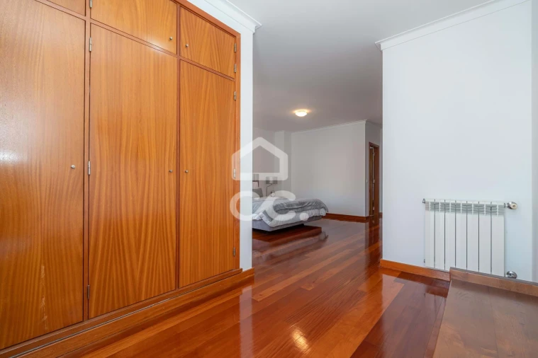 Moradia T4 para Venda em Eiras e São Paulo de Frades Foto 20