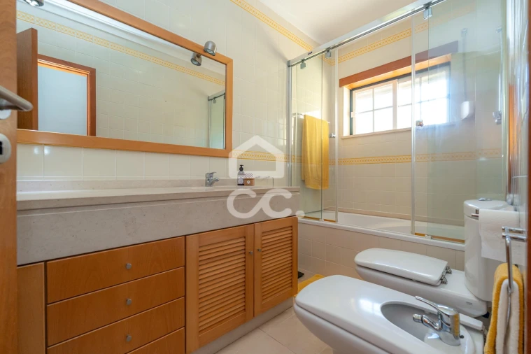 Moradia T4 para Venda em Eiras e São Paulo de Frades Foto 23