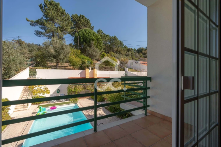 Moradia T4 para Venda em Eiras e São Paulo de Frades Foto 15