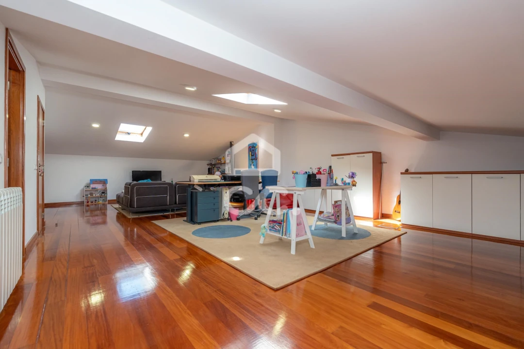 Moradia T4 para Venda em Eiras e São Paulo de Frades Foto 29