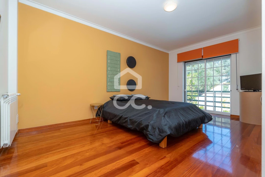 Moradia T4 para Venda em Eiras e São Paulo de Frades Foto 23