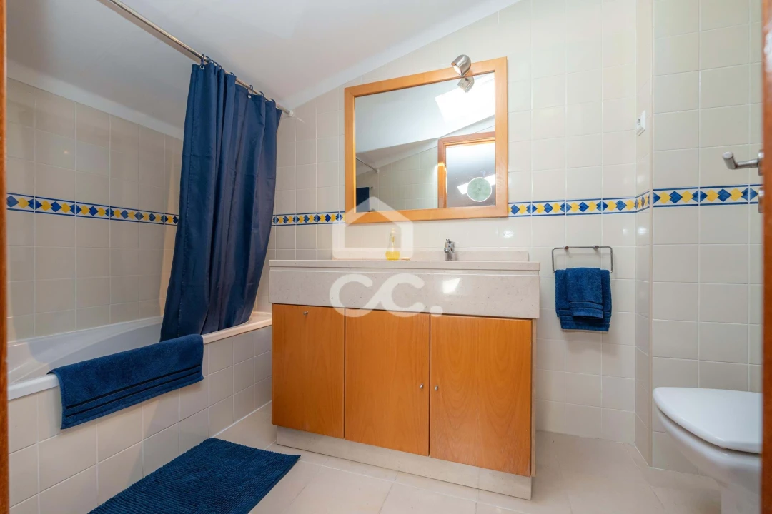 Moradia T4 para Venda em Eiras e São Paulo de Frades Foto 32