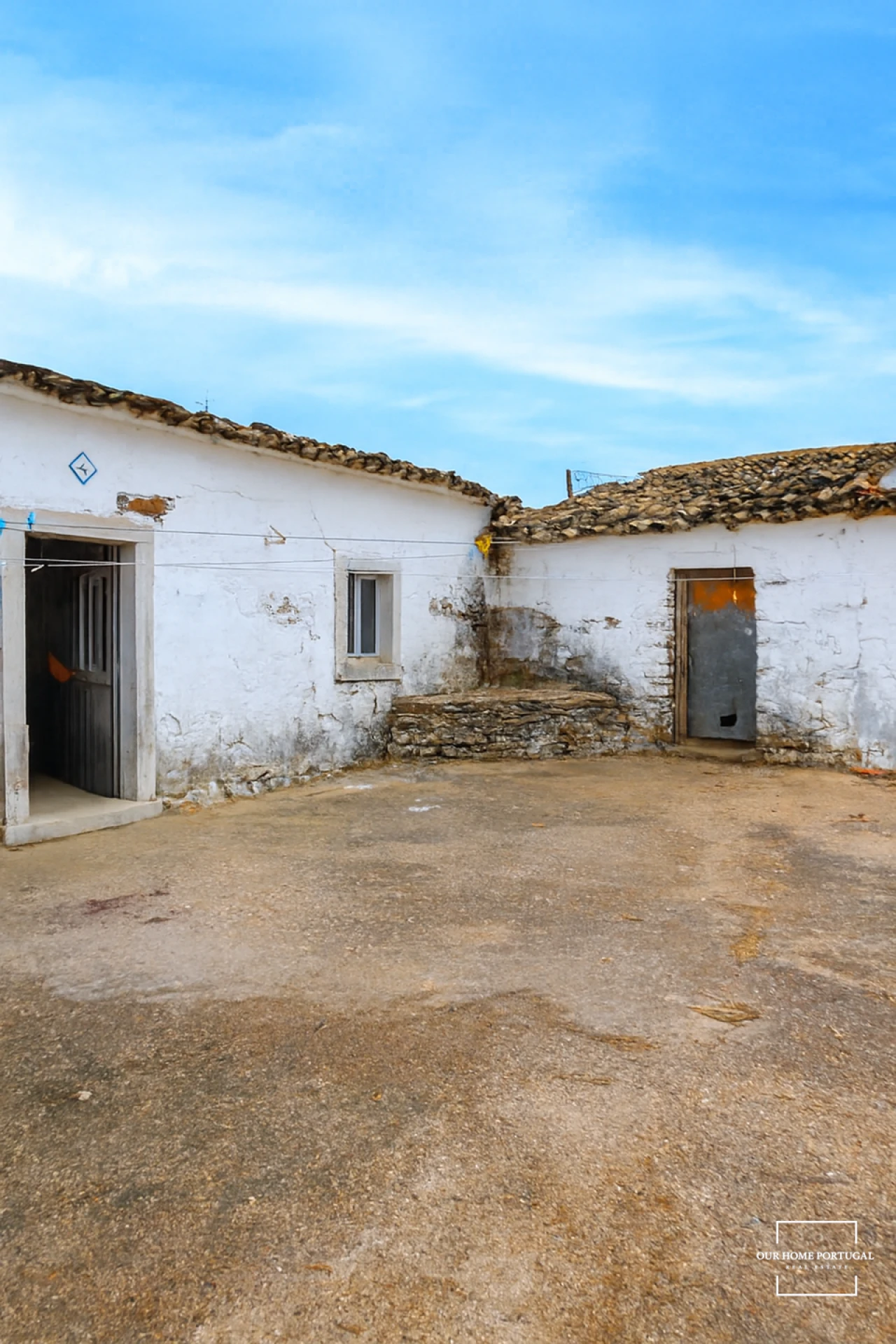 Moradia T3 para Venda em Salir Foto 2