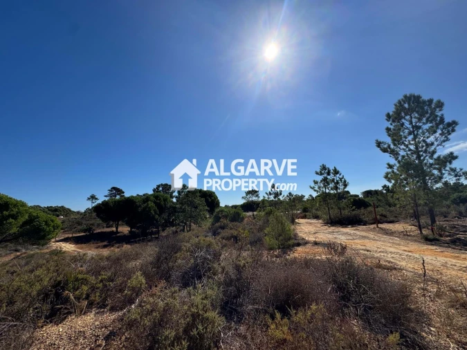 Terreno para Venda em Quarteira Foto 6