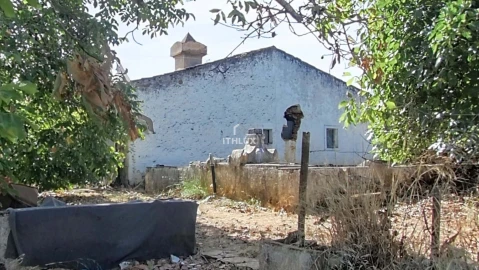 Moradia T2 para Venda em São Bras e São Lourenço